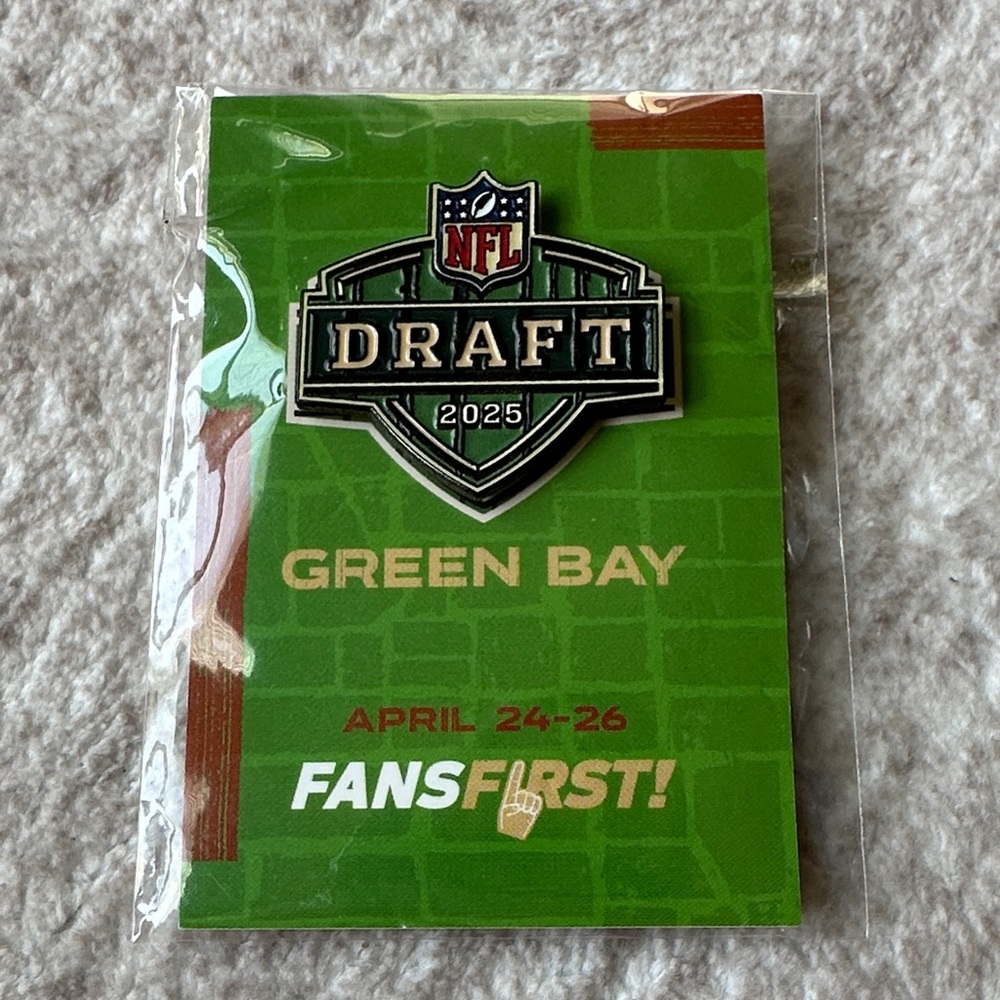 NFL Green Bay Draft 2025 Pin - Green and Gold